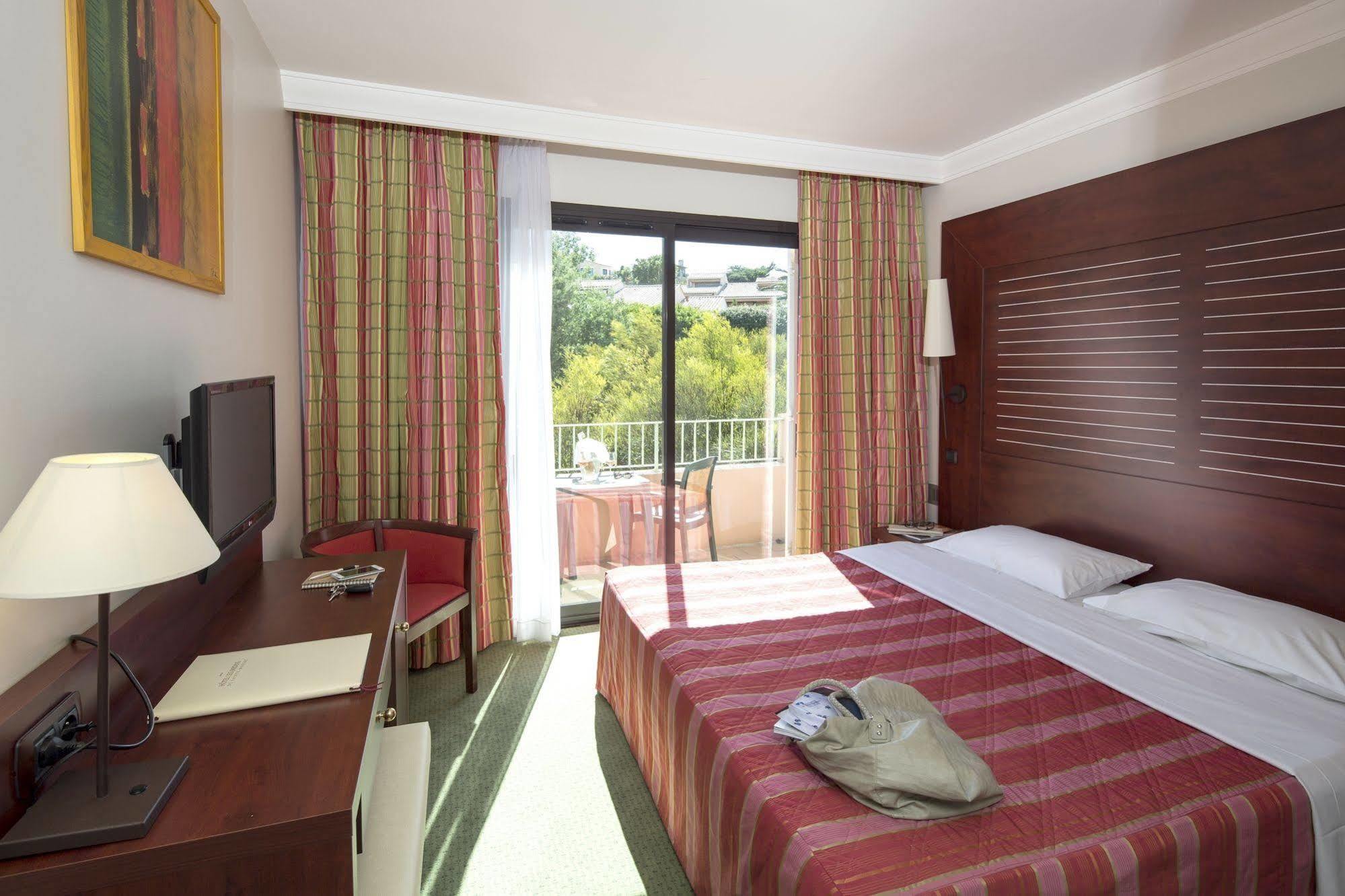 Hotel Les Jardins De Sainte-Maxime Exterior foto